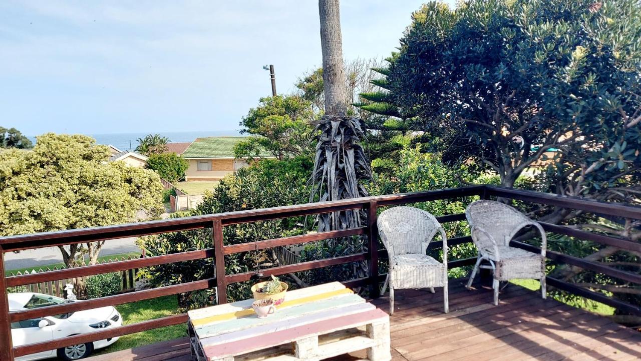 The Coelacanth Guest House And Beach Thyme Self Catering Kidd's Beach Exterior photo
